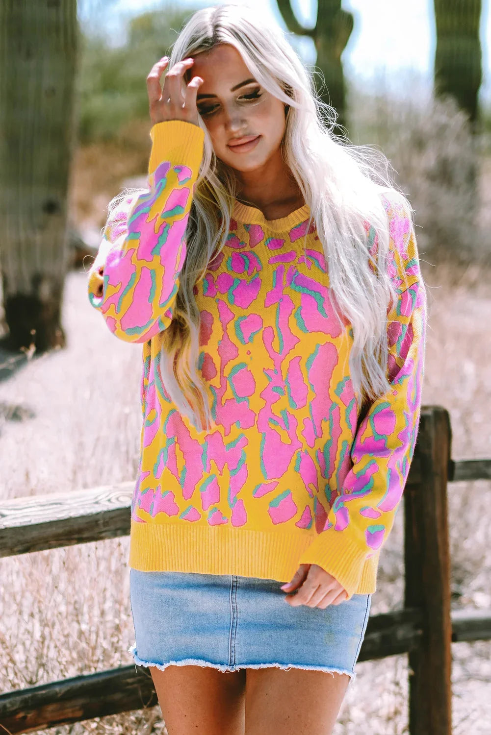 Abstract print oversized sweater – view 3