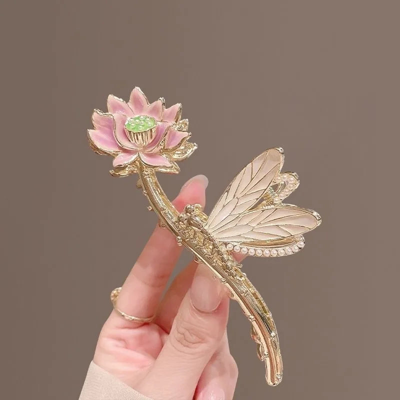 New Sweet Temperament Metal Hair Clips for Women Simplicity Shark Hair Clip Girl Hair Clips Flower