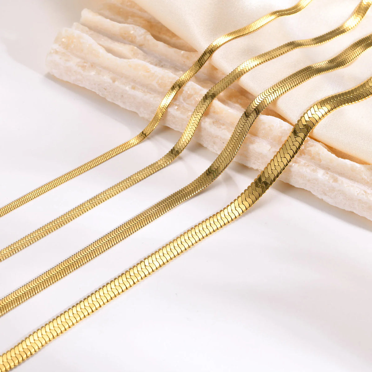 High End 18K PVD Gold Plated Herringbone Choker Necklace Snake  Stainless Steel Necklace