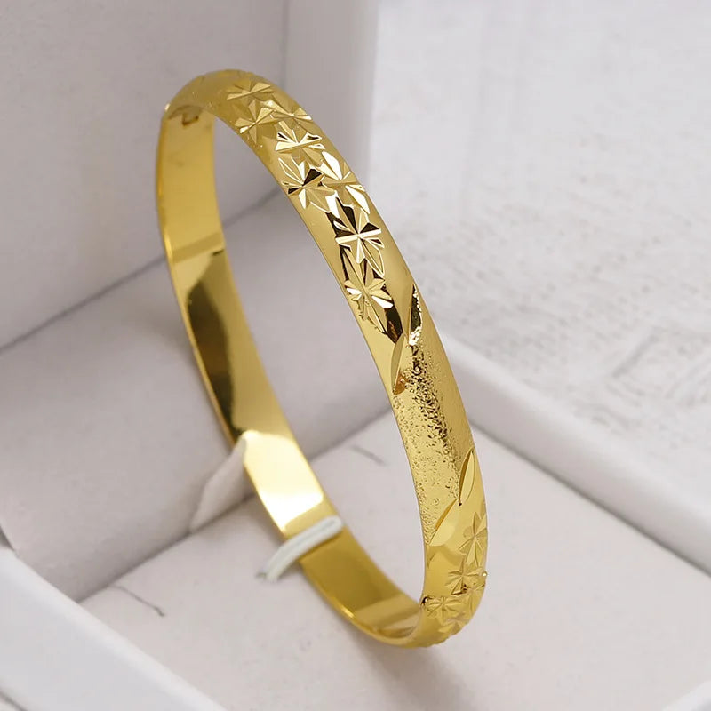 Dropshipping Exquisite Design Stainless Steel Modern Women Bangle Fashion Jewelry Engraved Bracelets Bangles Gold Plated
