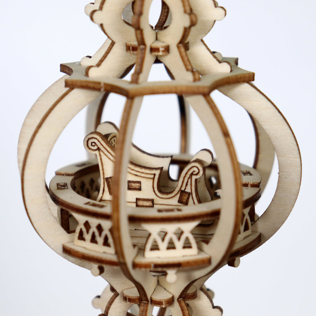 Happy Holidays DIY wooden Christmas bauble set, detail 3