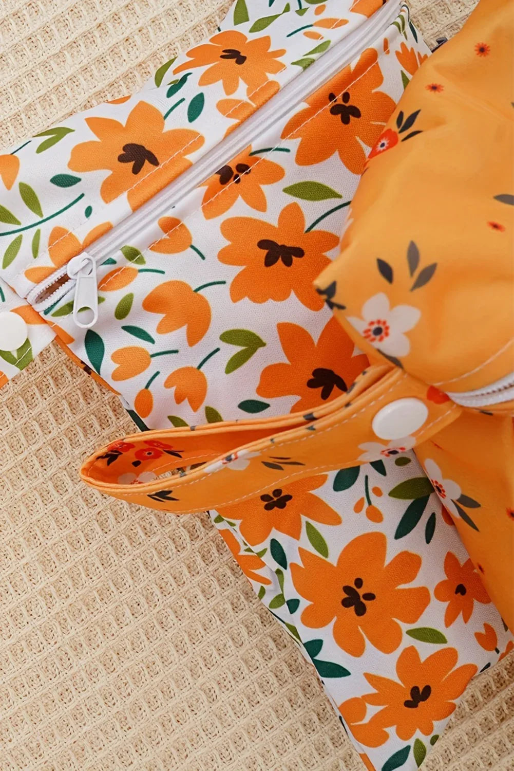2-Piece Floral Canvas Zip Organizer Bag Set