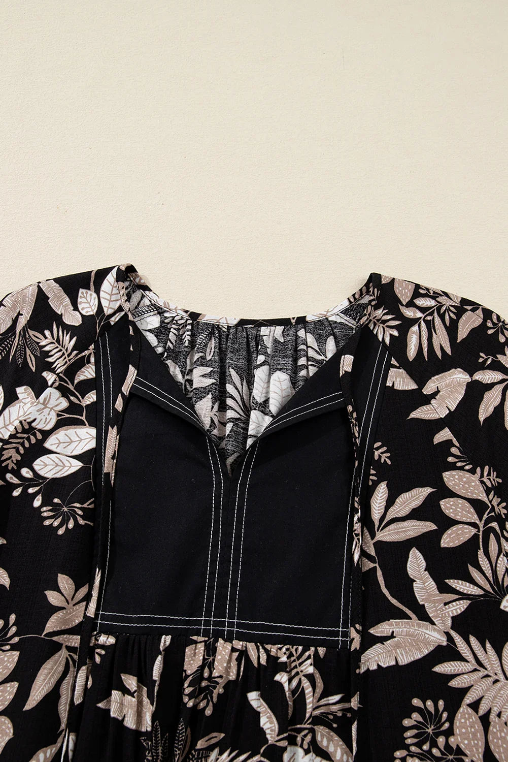 Black Botanical Print Split Neck 3/4 Sleeve Mini Dress